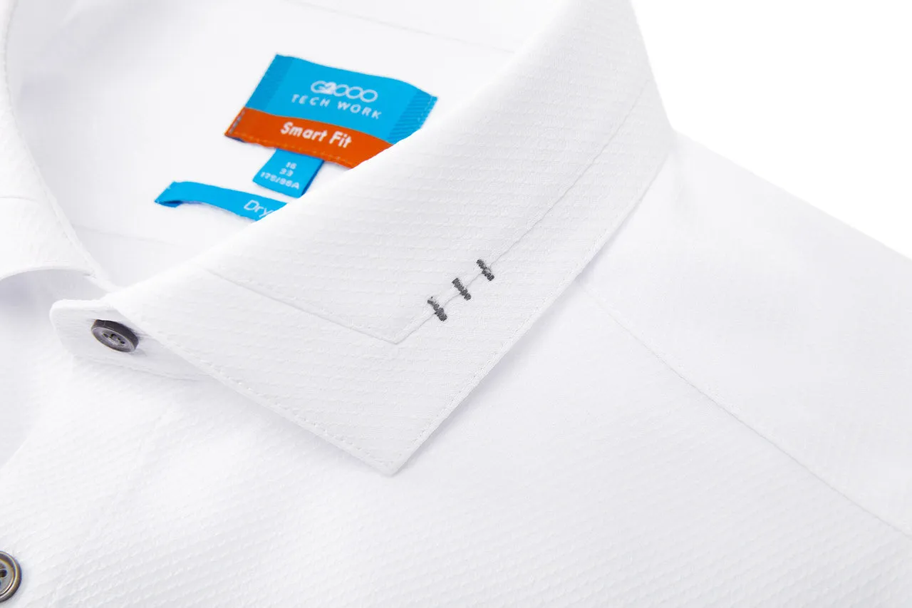 Dry Textured Shirt in Smart Fit Design Detail Collar