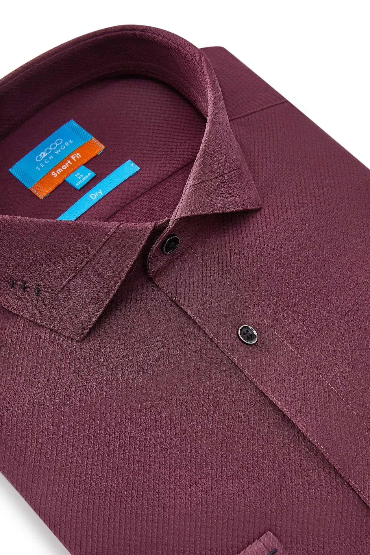 Dry Textured Shirt in Smart Fit Design Detail Collar