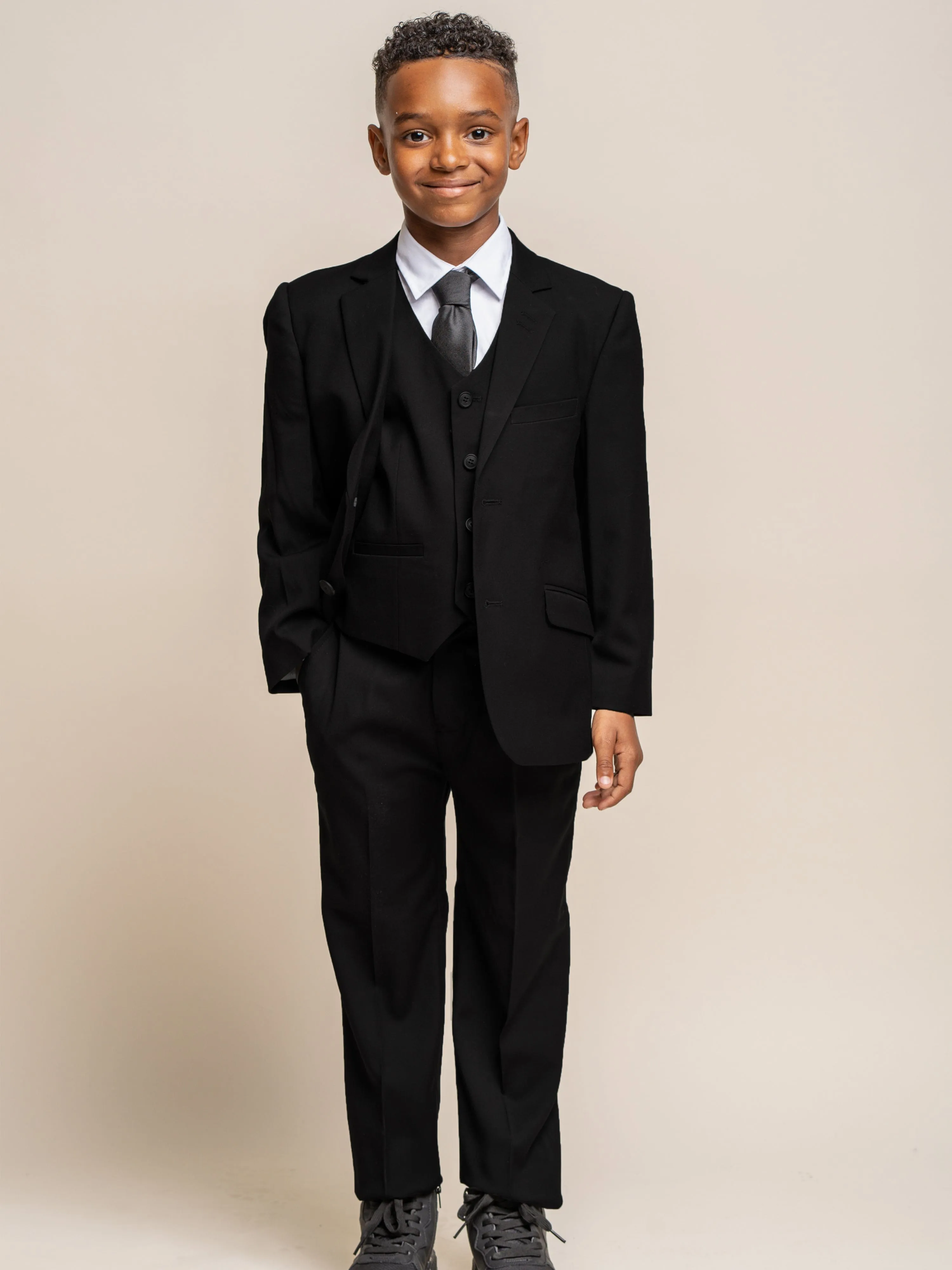 House Of Cavani Boys Marco Suit in Black