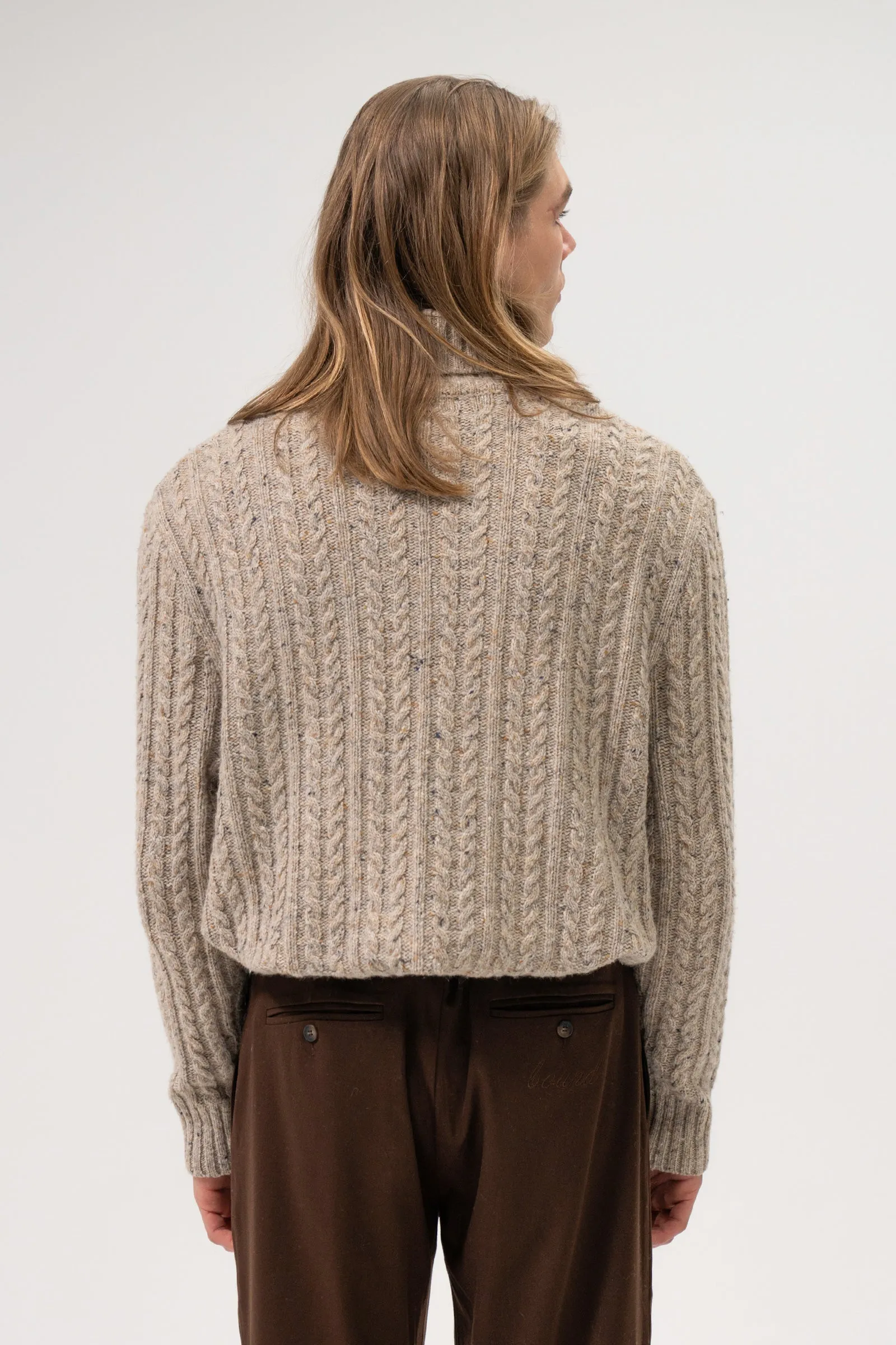 OATMEAL CABLE KNIT ROLL NECK