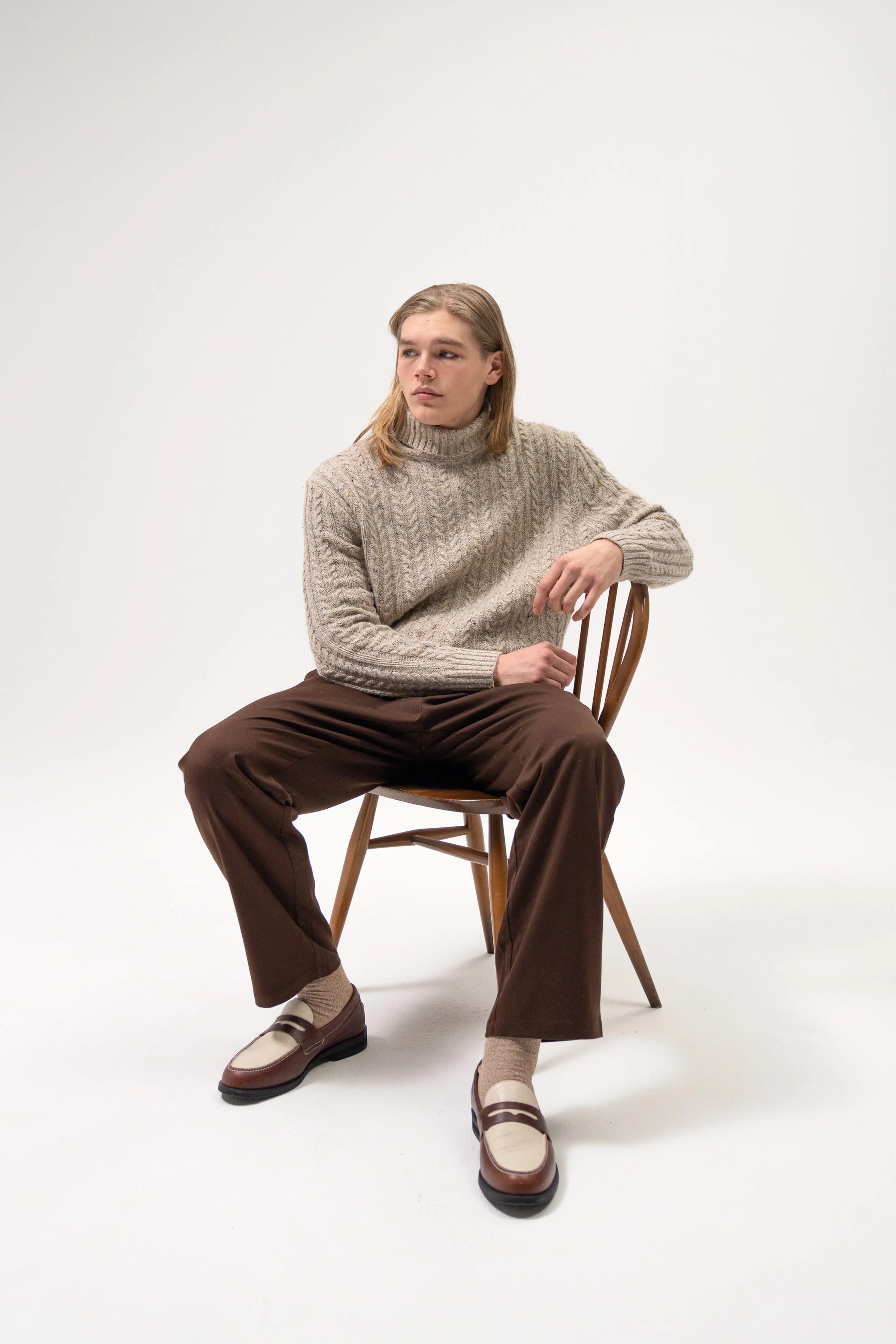 OATMEAL CABLE KNIT ROLL NECK