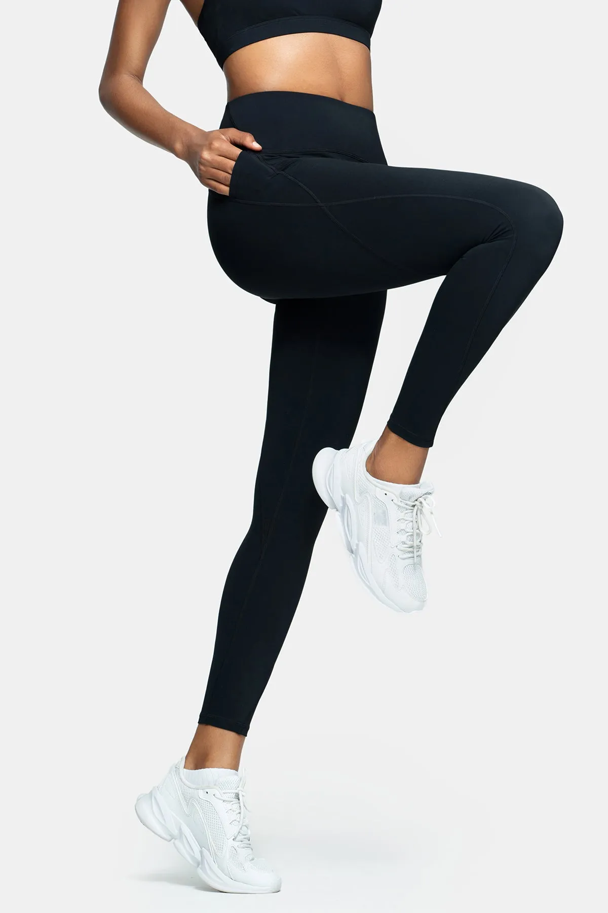 Performance High-Rise Leggings with Contoured Lines