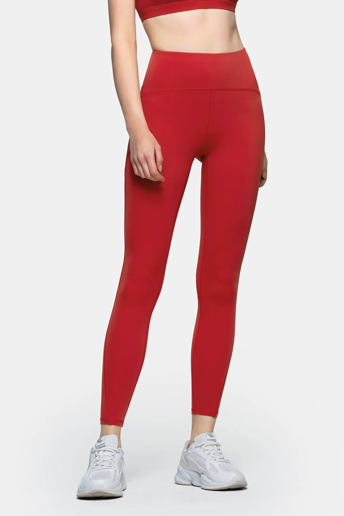 Performance High-Rise Leggings with Contoured Lines